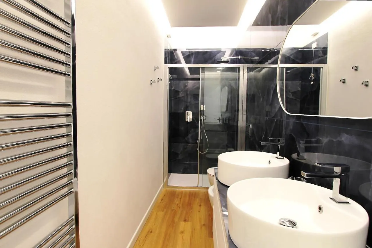 Apartamento Bertahaus - In Centro Storico Desenzano del Garda